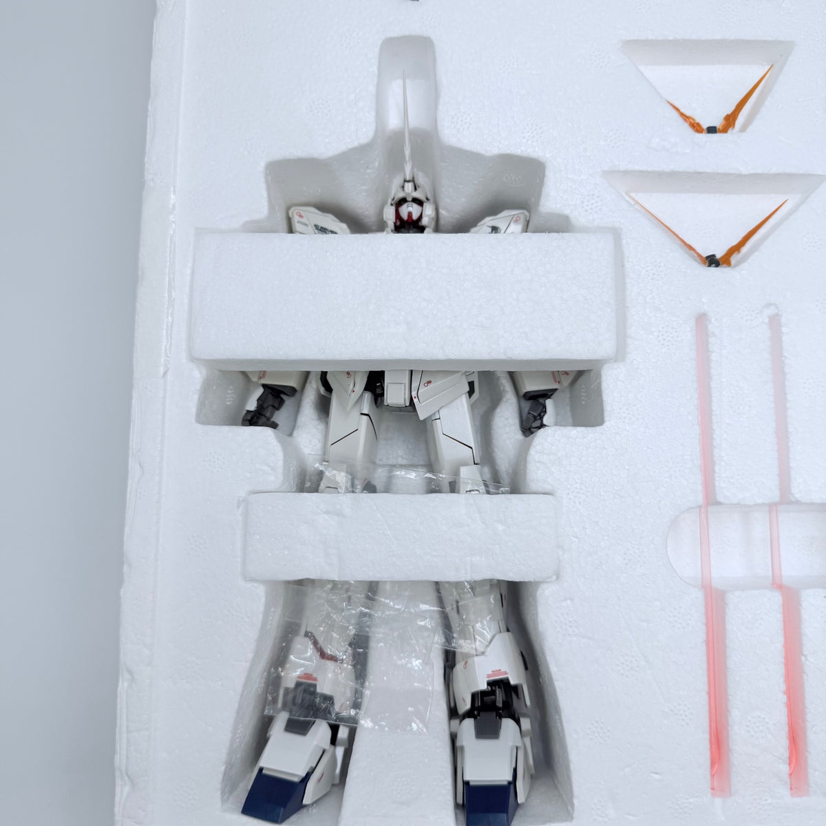 RX-0 Unicorn Gundam Figure GUNDAM FIX FIGURATION METALCOMPOSITE #1006 Bandai