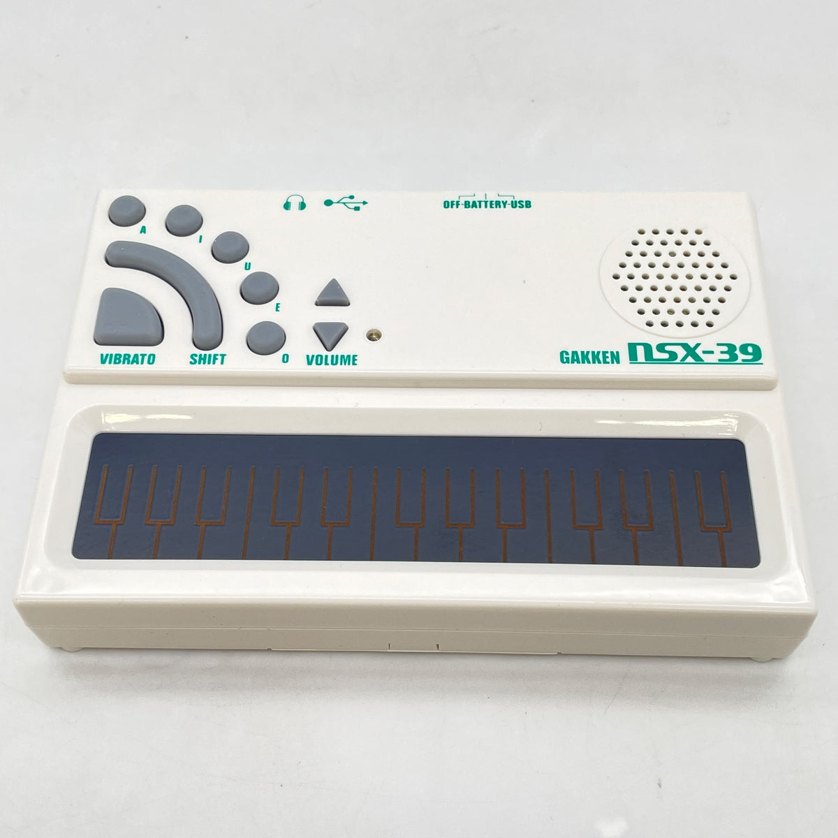Miku Hatsune Pocket Miku Singing Keyboard NSX39 YAMAHA Vocaloid Gakken JP w/Box