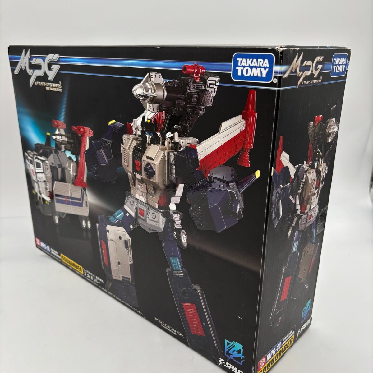 TakaraTomy Transformers MPG-14 GODBOMBER Action Figure