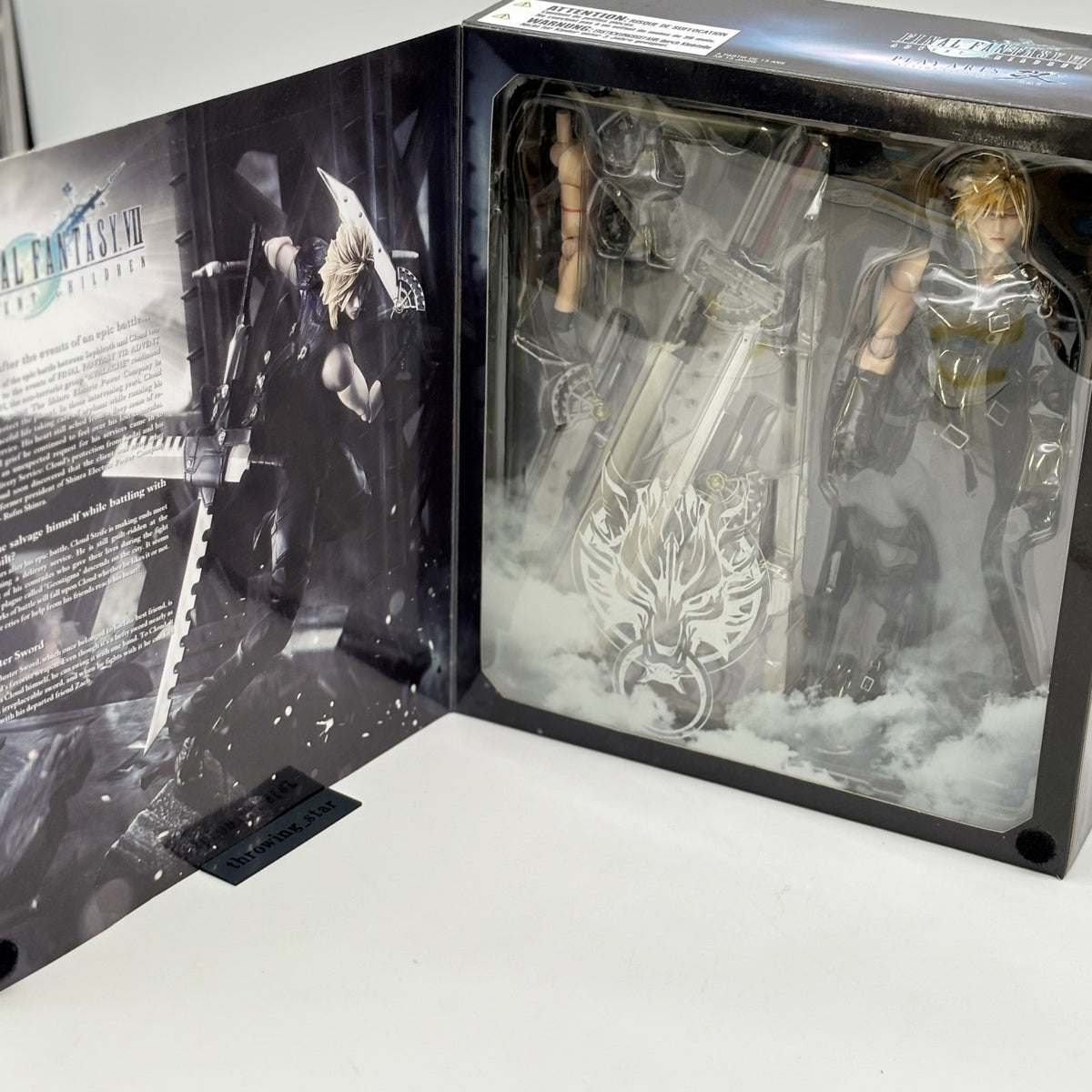 Play Arts Kai Final Fantasy VII Cloud Strife Advent Children Figure Square Enix