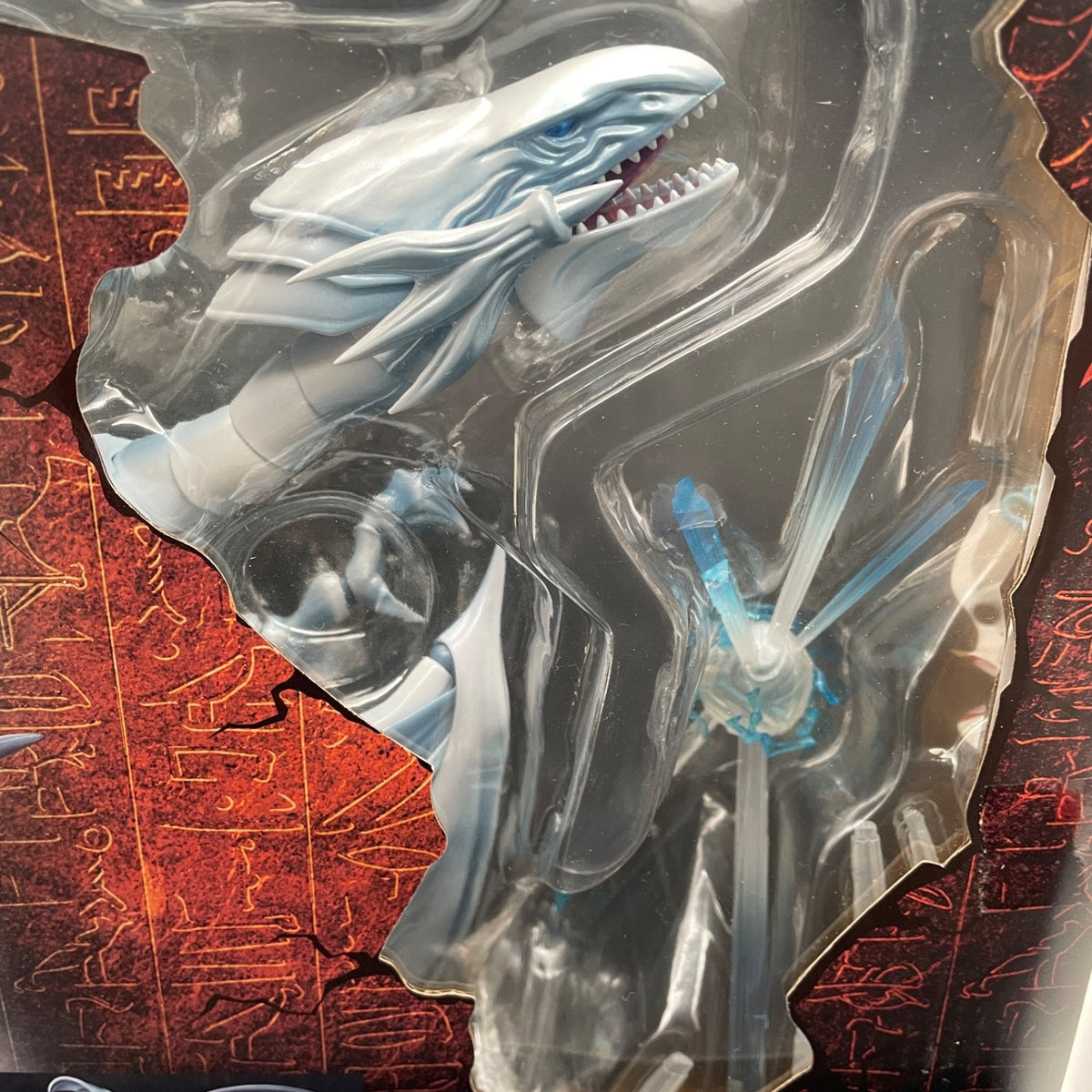 S.H.MonsterArts Yu-Gi-Oh Duel Monsters Blue-Eyes White Dragon Figure BANDAI