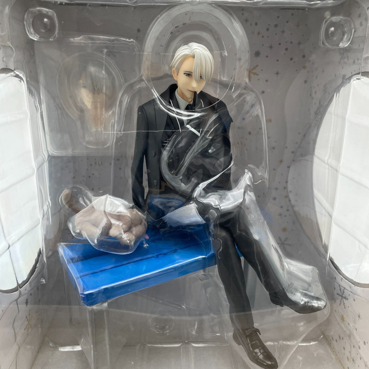 Figure Victor Nikiforov Yuri !!! on ICE 1/8 Scale ARTFX J Kotobukiya limited