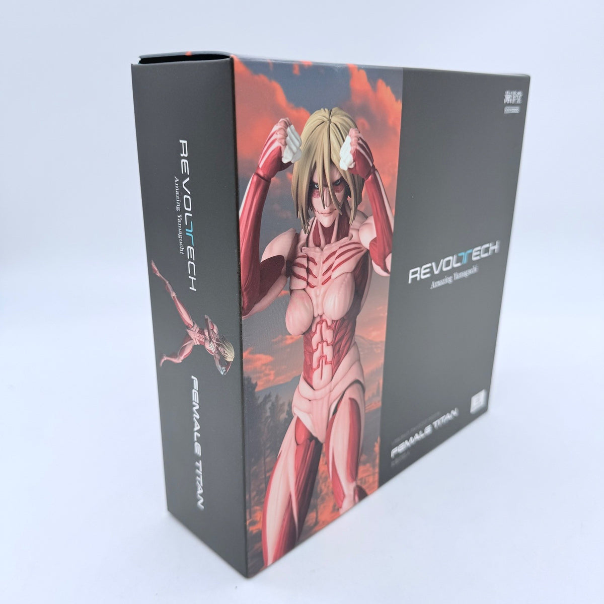 KAIYODO Revoltech Amazing Yamaguchi Attack on Titan Female Titan Action Figure