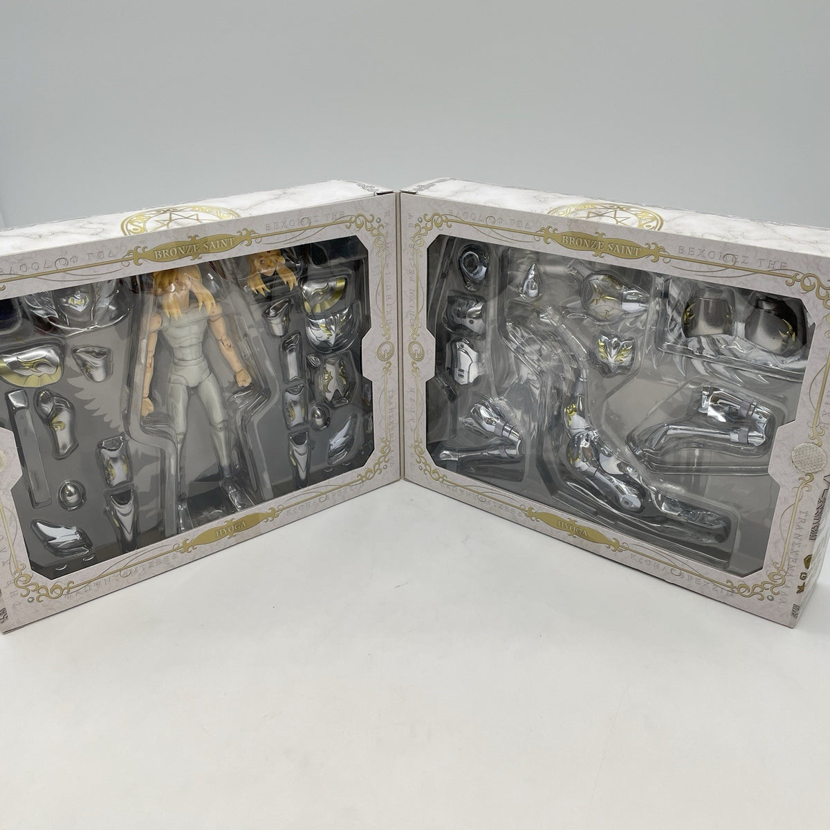 Saint Cloth Myth Cygnus Hyoga God Cloth Figure Saint Seiya Bandai Japan