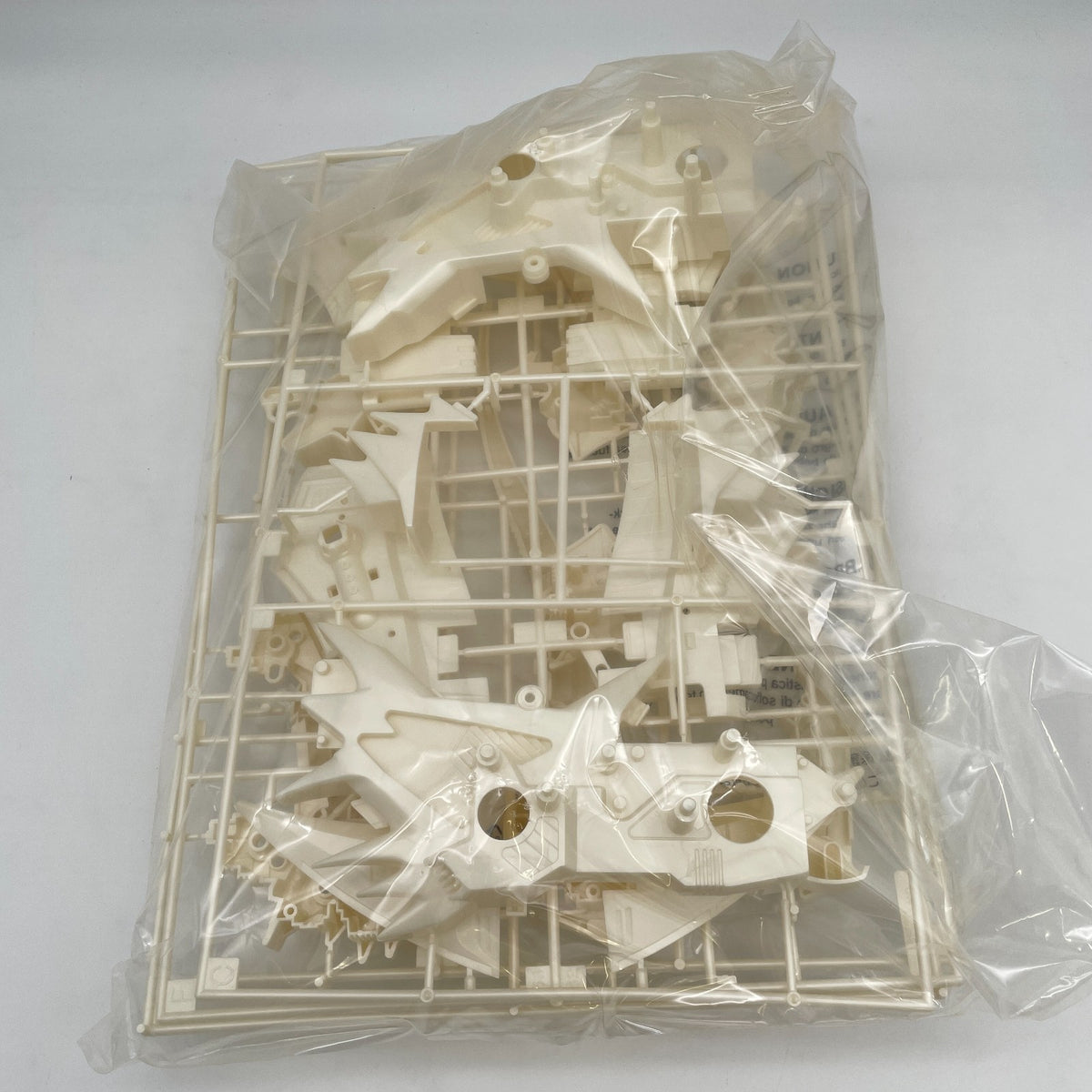 ZOIDS GENESIS GZ-018 GIL DRAGON WIVERN TYPE 1/72 scale TOMY Plastic model Toy