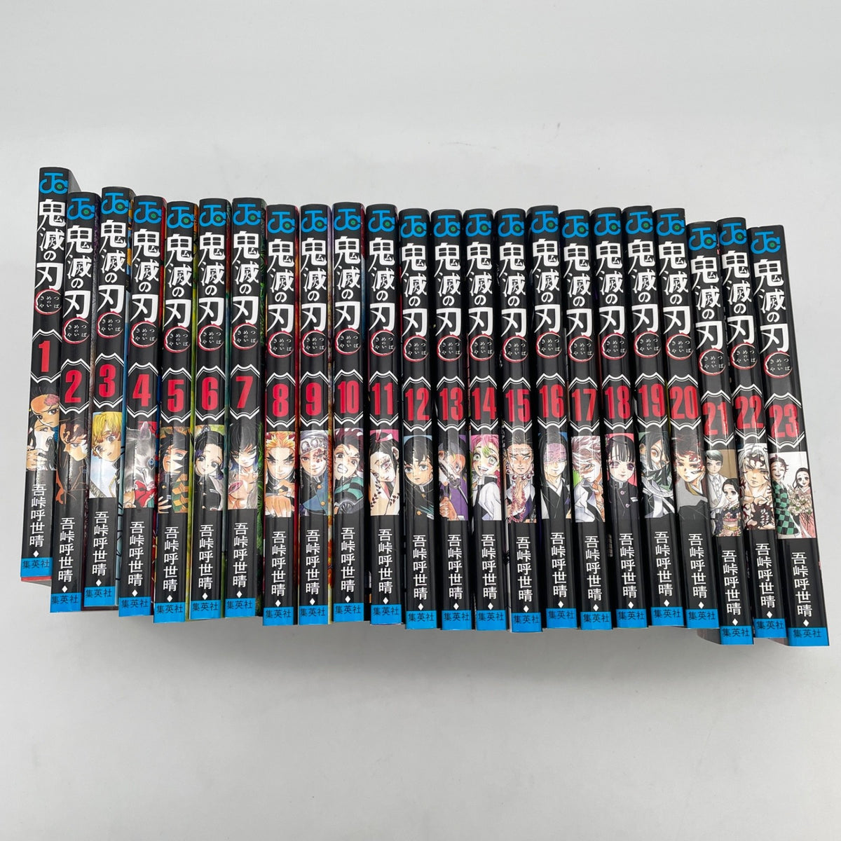 Demon Slayer Kimetsu no Yaiba Manga Vol.1-23 Complete set Japanese JUMP