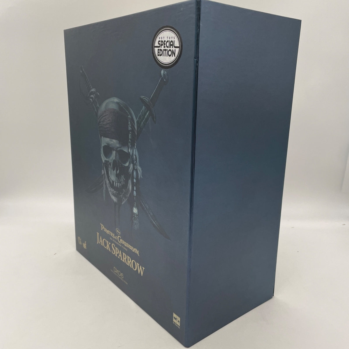 Hot Toys Captain Jack Sparrow Pirates of the Caribbean Special Edition Figure
