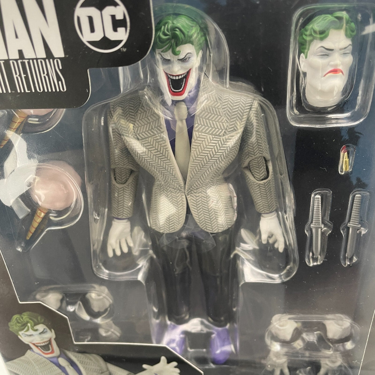 MAFEX THE JOKER (The Dark Knight Returns) Variant Suit Ver. Figure Medibom Toy