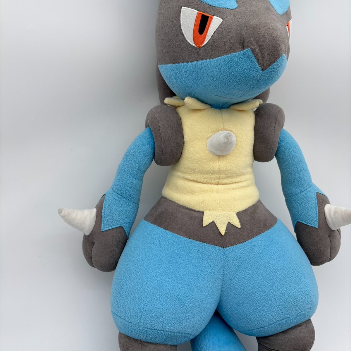 Pokemon Center Online Limited Life-Size Lucario Jumbo Plush 1/1