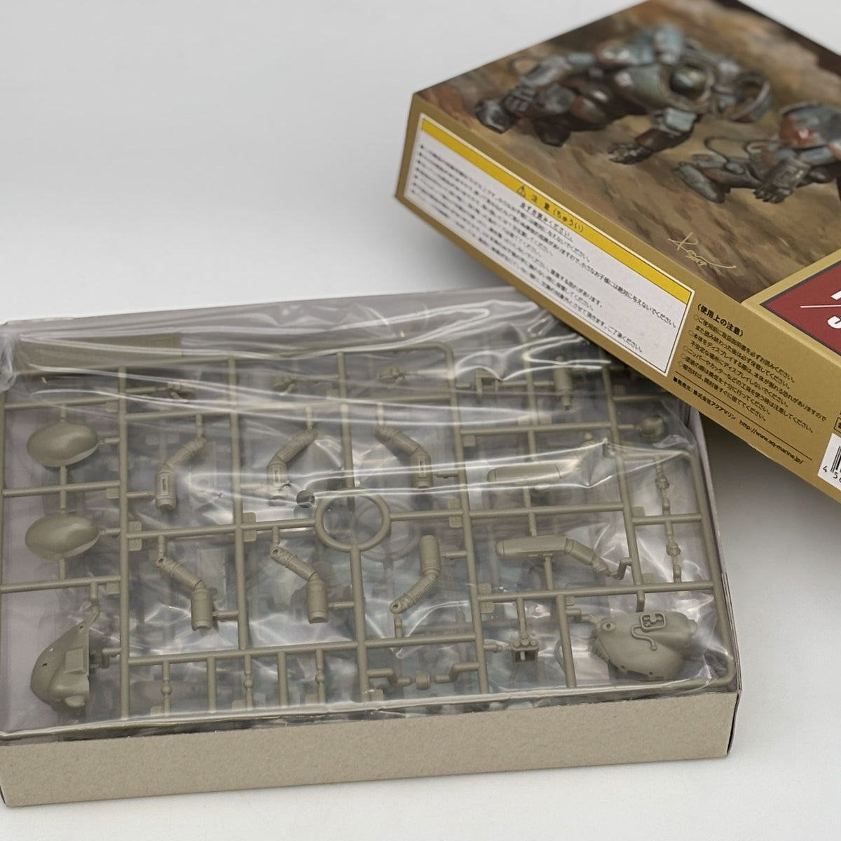 1/35 Raptor & Rapoon (set of 2) Plastic model Ma.K Maschinen Krieger Aquamarine