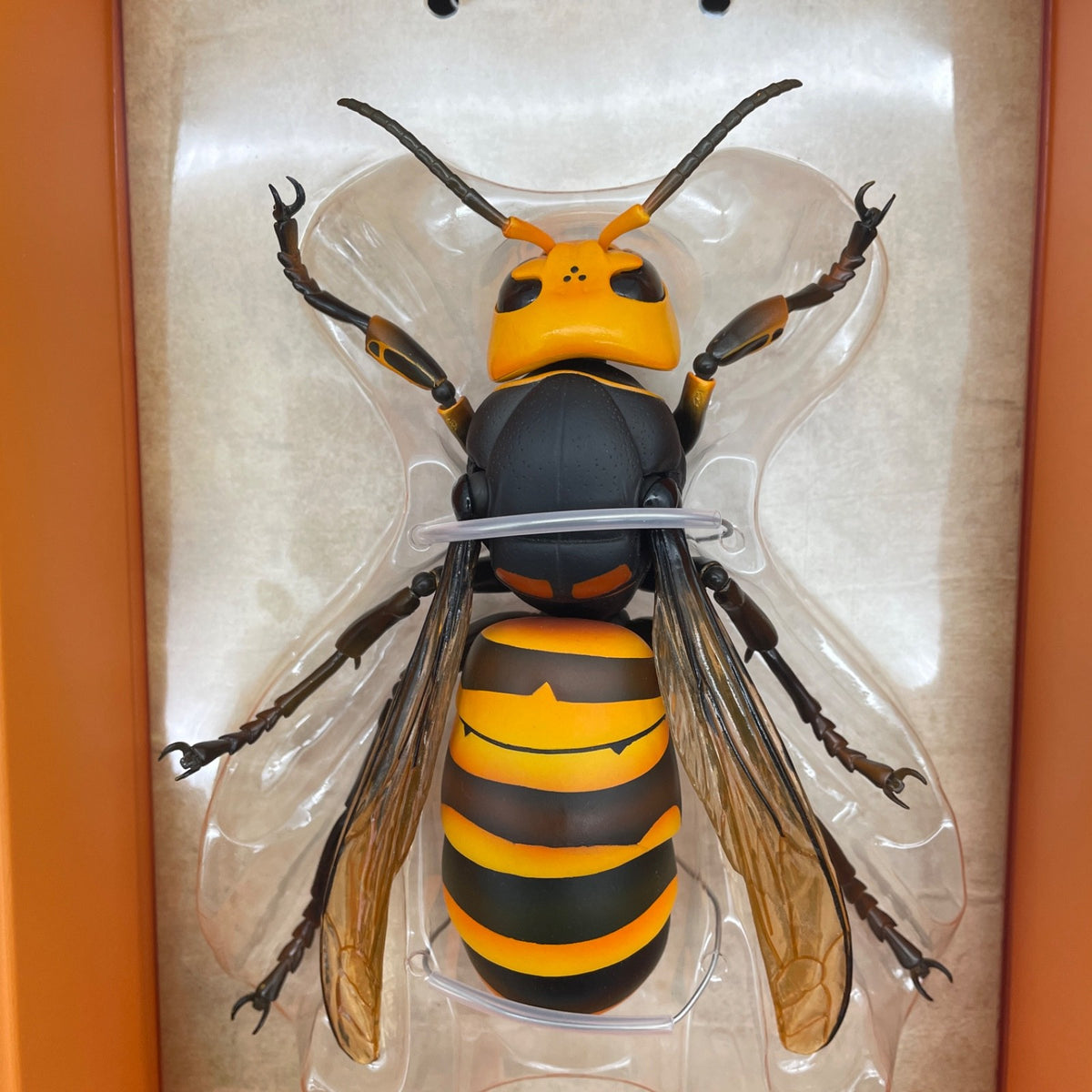 KAIYODO REVOGEO Asian Giant Hornet Figure RG004 Produce by Shinobu Matsumoto