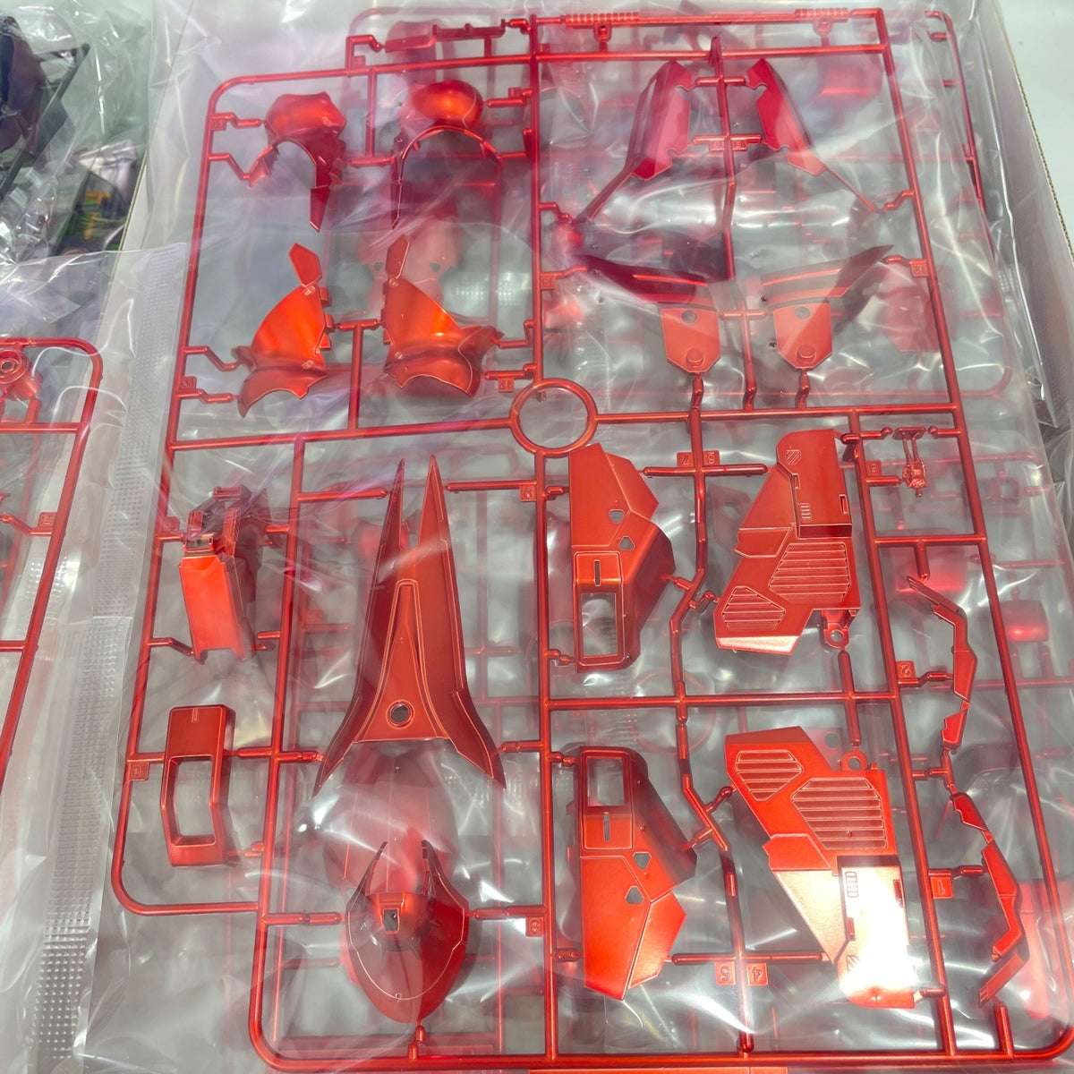 BANDAI MG 1/100 Gundam Base Limited Sazabi Ver.Ka Special Coating Model Kit