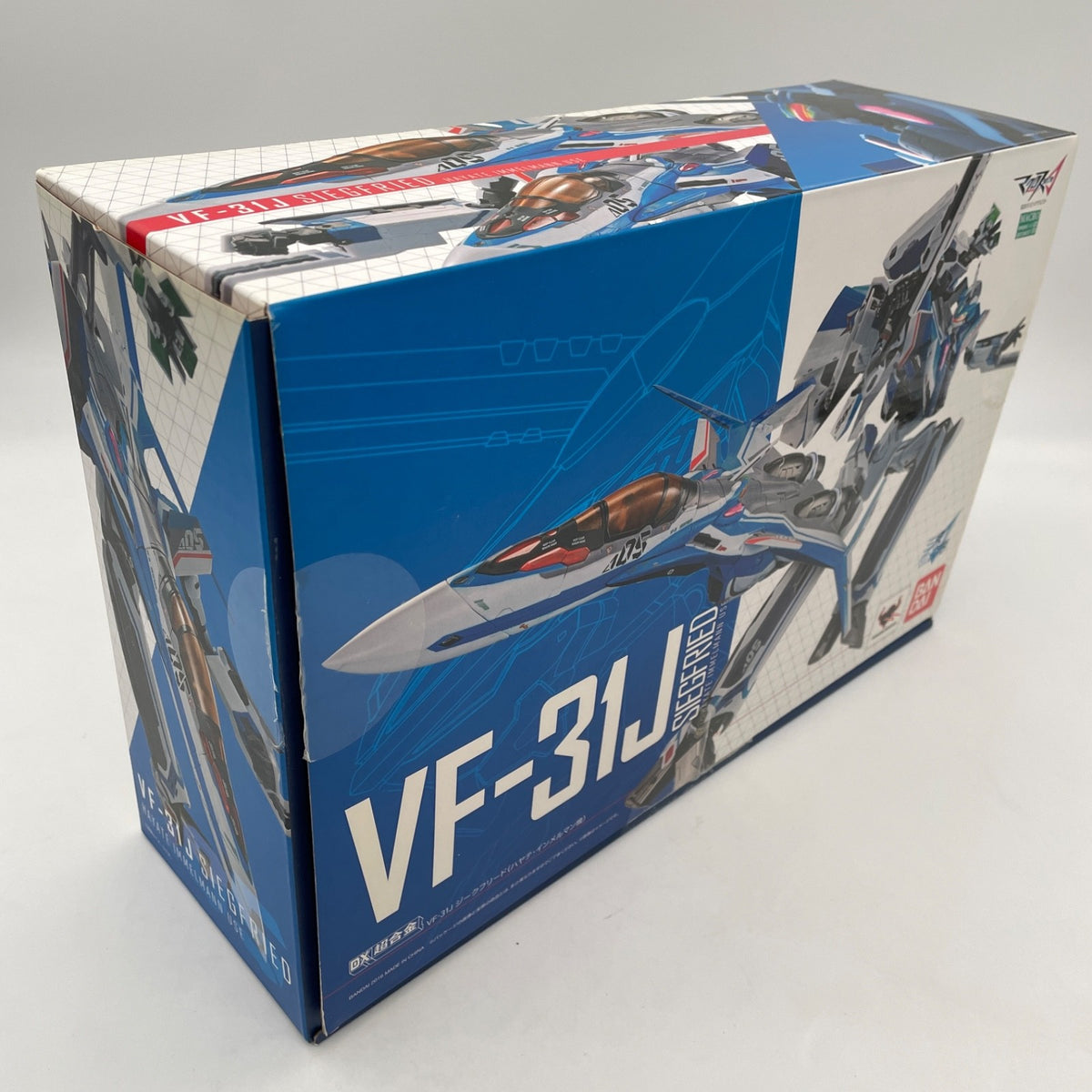 DX Chogokin Macross Delta VF-31J Siegfried Hayate Immermann Machine Bandai