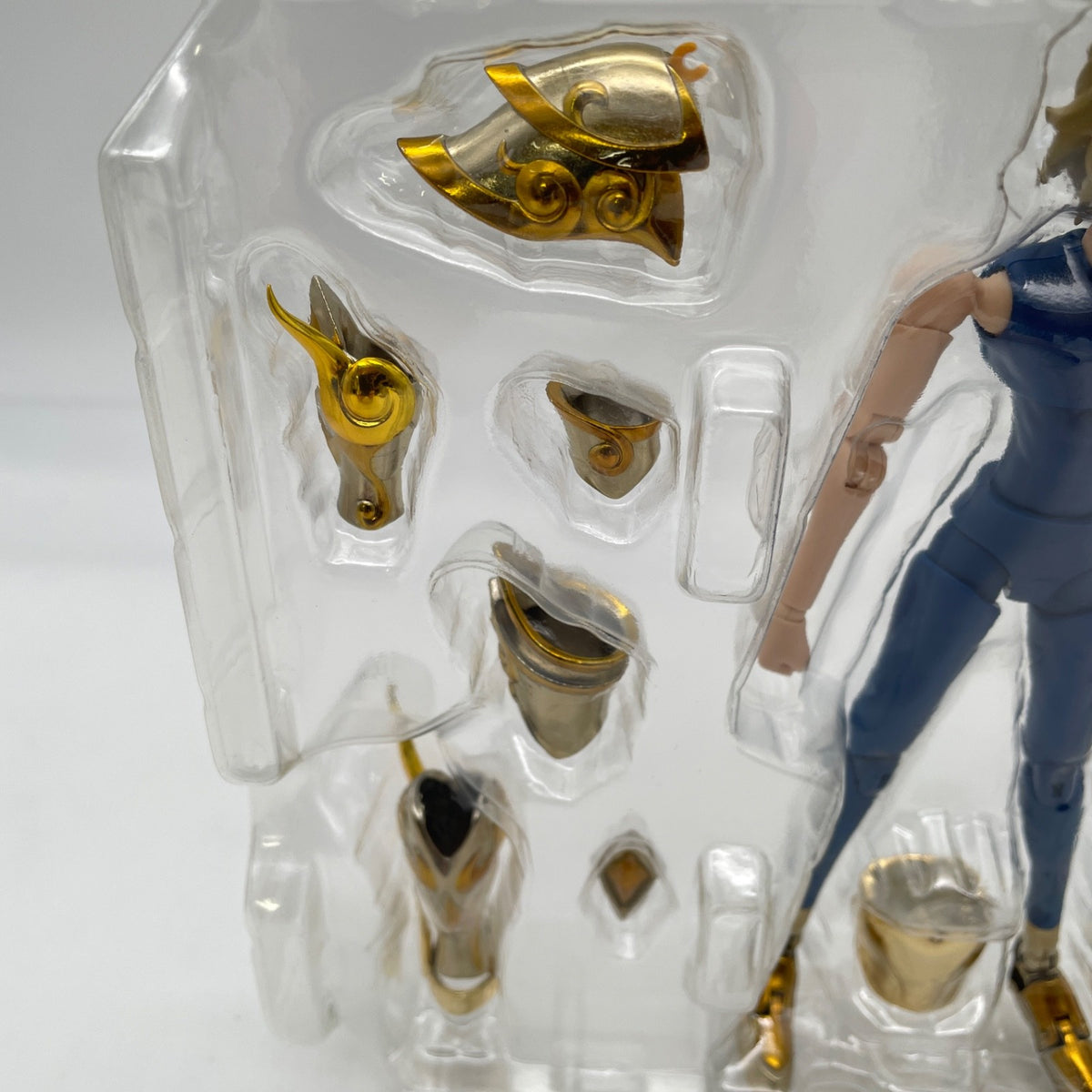 Saint Cloth Myth EX Leo Aiolia God Cloth PVC Action Figure BANDAI