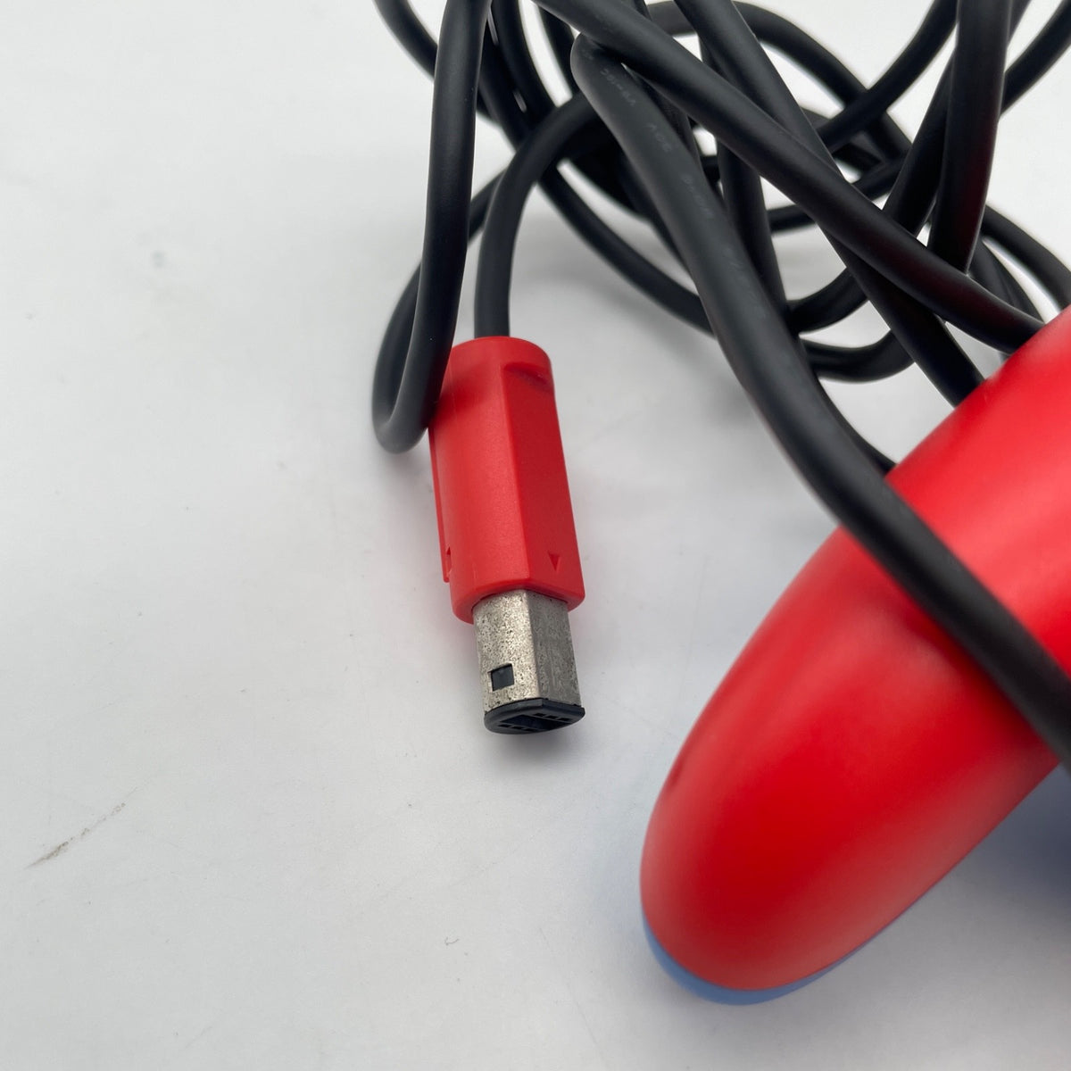 Club Nintendo Official Controller Mario Red x Blue for Gamecube