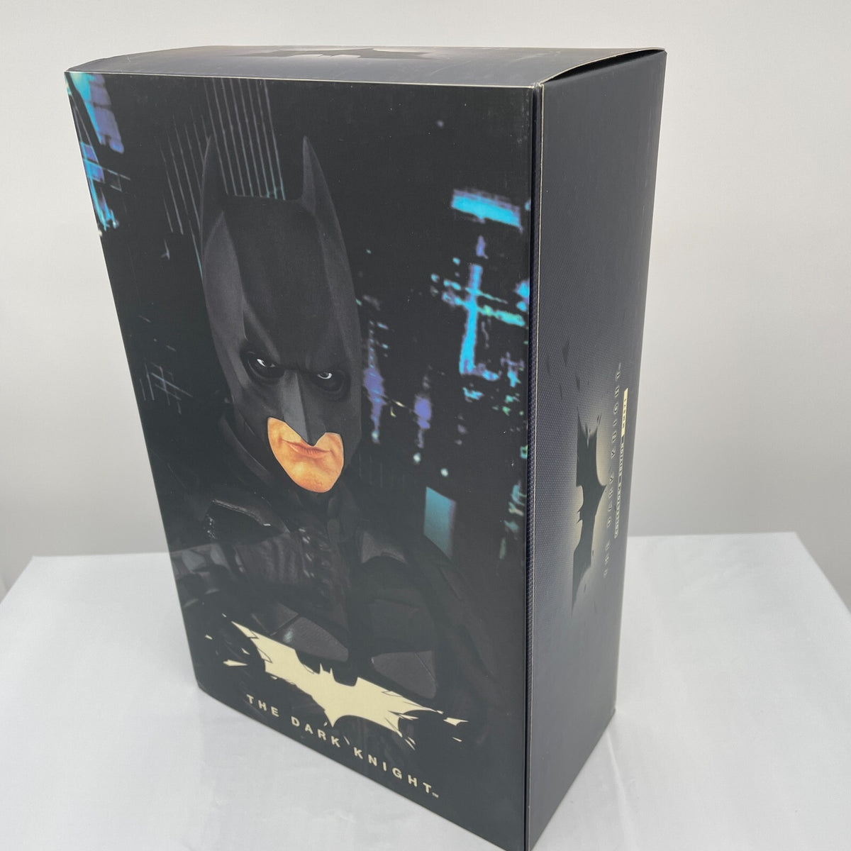 Movie Masterpiece Dark Knight Batman Original Costume Ver 2008 Hot toys Japan