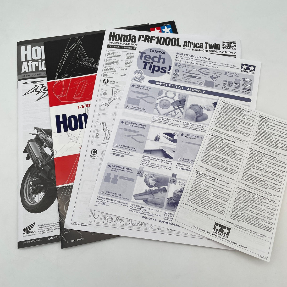 TAMIYA 1/6 Motorcycle Series No.42 Honda CRF 1000 L Africa Twin Display Model