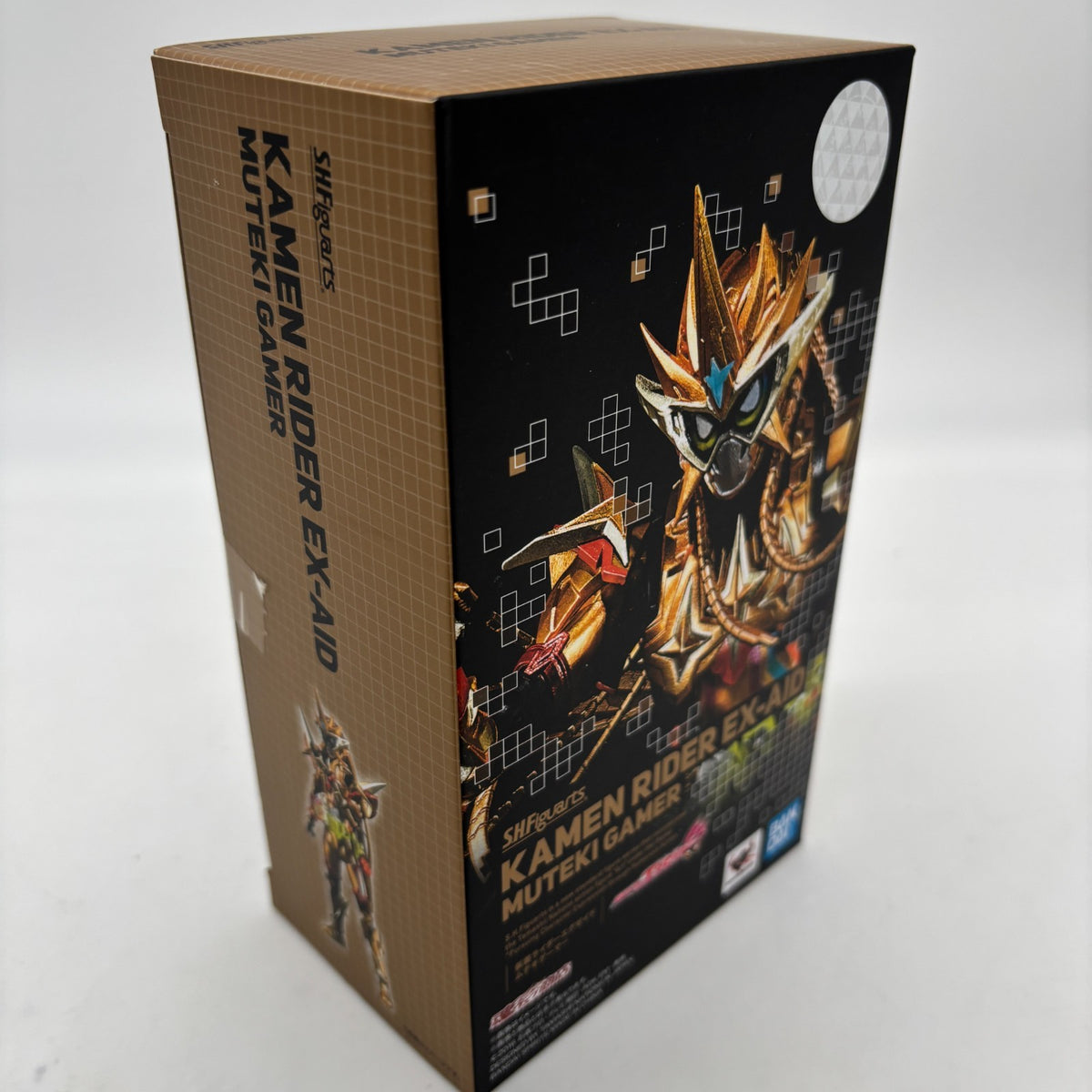 S.H.Figuarts Kamen Rider Ex-Aid Muteki Gamer Masked Rider Action Figure Bandai