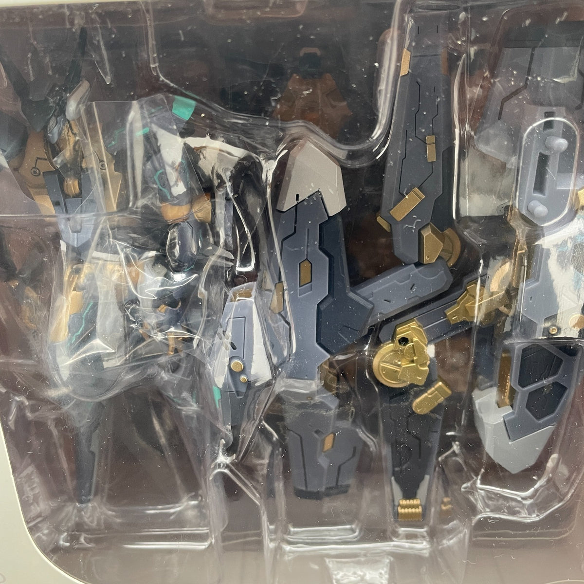 Revoltech Yamaguchi Zone of the Enders Jehuty & Vector Cannon Figure No.120