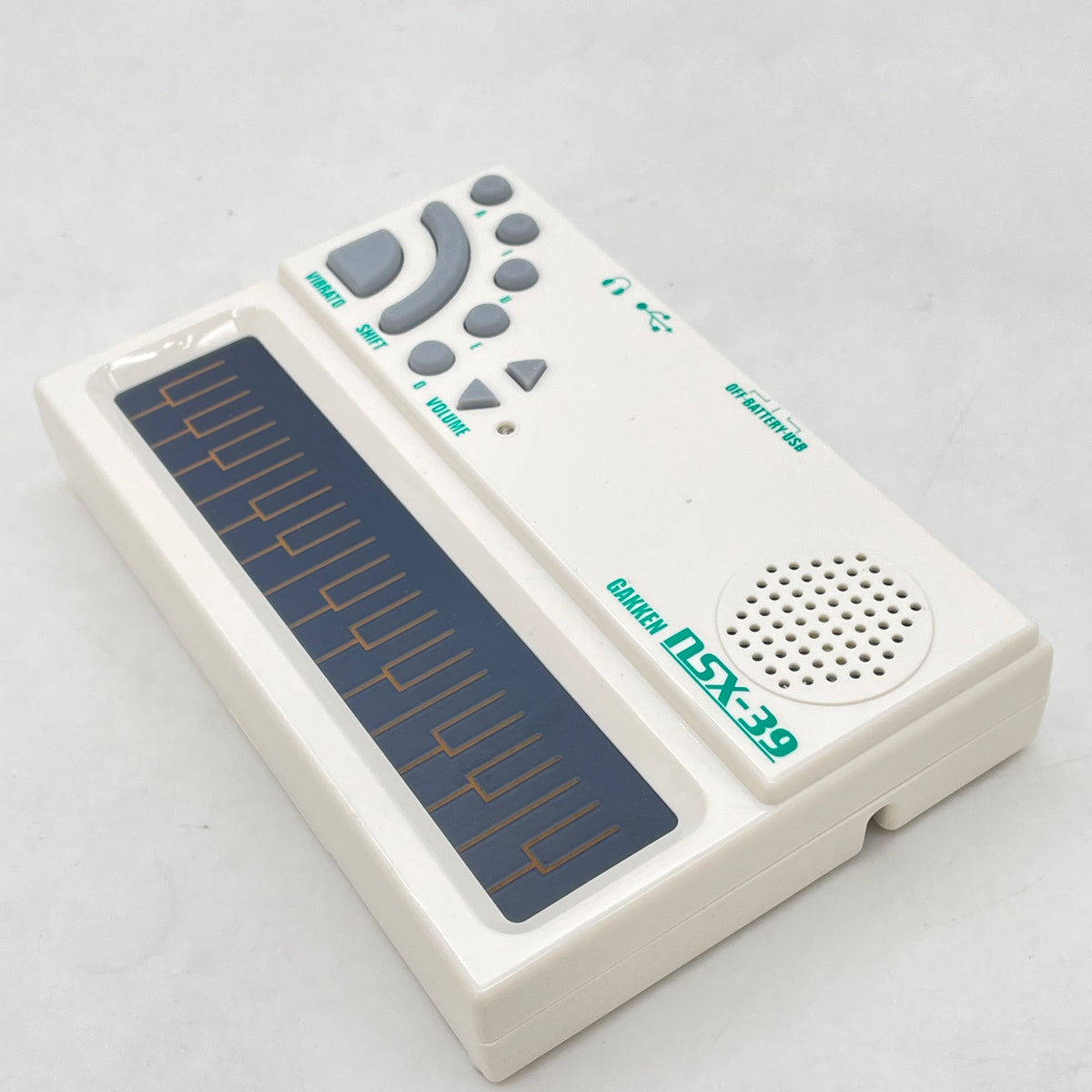Miku Hatsune Pocket Miku Singing Keyboard NSX39 YAMAHA Vocaloid Gakken JP w/Box