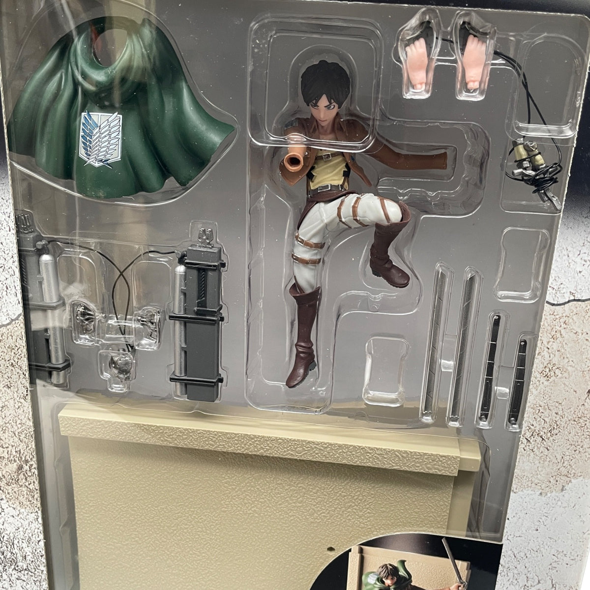Monthly Attack on Titan Vol.1 Official Figure Collection Eren Yeager 3D Mobile