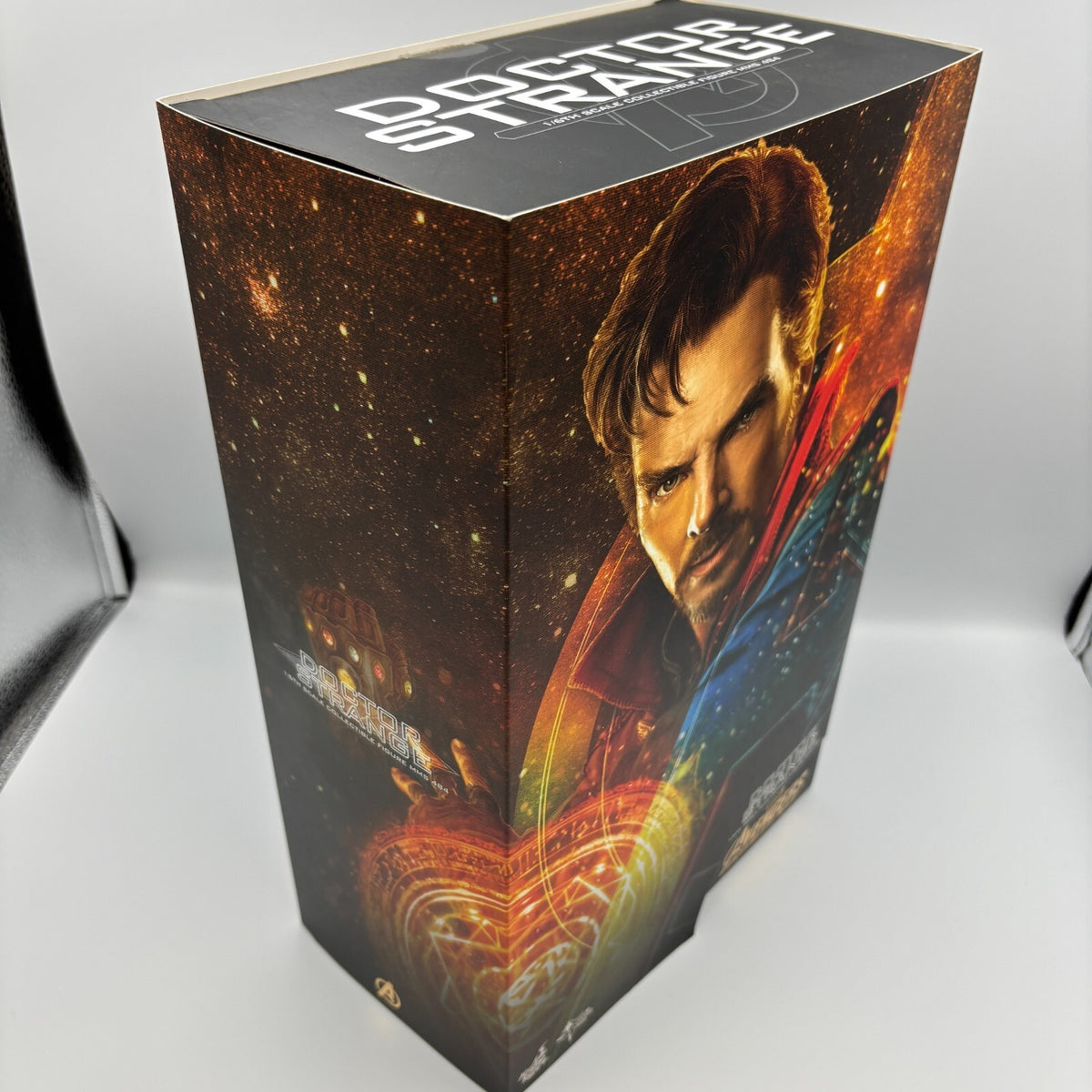 Hot Toys Avengers Infinity War Doctor Strange Figure Movie Masterpiece MMS484