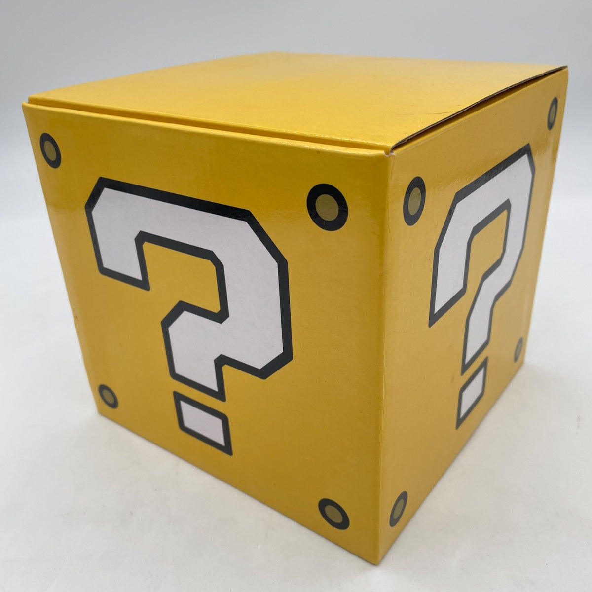 Club Nintendo Official Super Mario Characters Platinum Reward Figure 2010