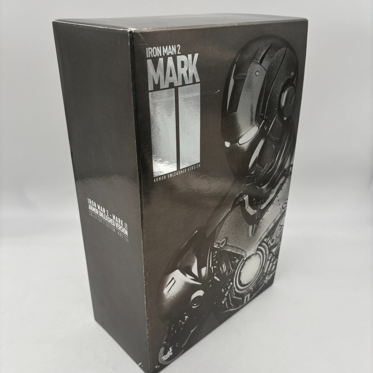Iron Man 2 Mark II Armor Unleashed Ver. 1/6 Figure MMS150 Hot Toys