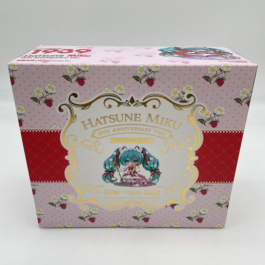 Nendoroid Hatsune Miku 15th Anniversary Ver. Strawberry Dress Japan Import