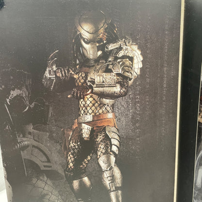 Hot Toys Movie Masterpiece Predators Classic 1/6 Figure Predator MMS162