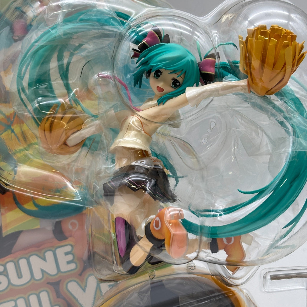 Hatsune Miku Cheerful Ver. 1/8 PVC Figure Character Vocal Series 01 GSC Toy