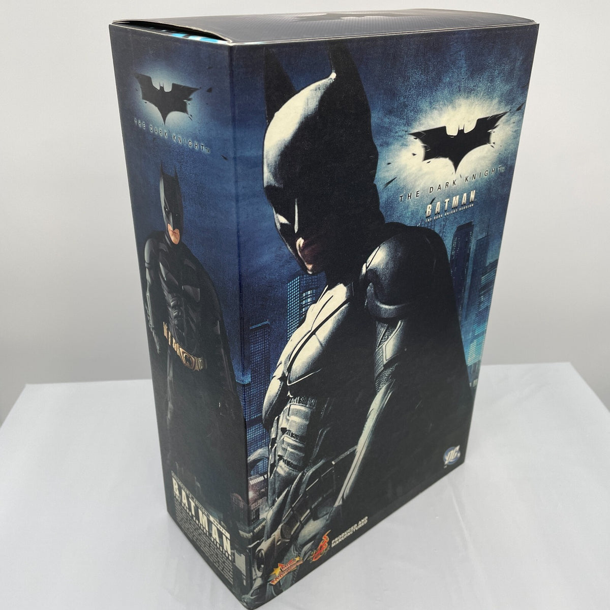 Movie Masterpiece Dark Knight Batman Original Costume Ver 2008 Hot toys Japan