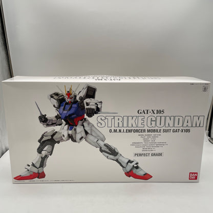 PG 1/60 GAT-X105 Mobile Suit Gundam SEED Strike Gundam Plastic Model BANDAI