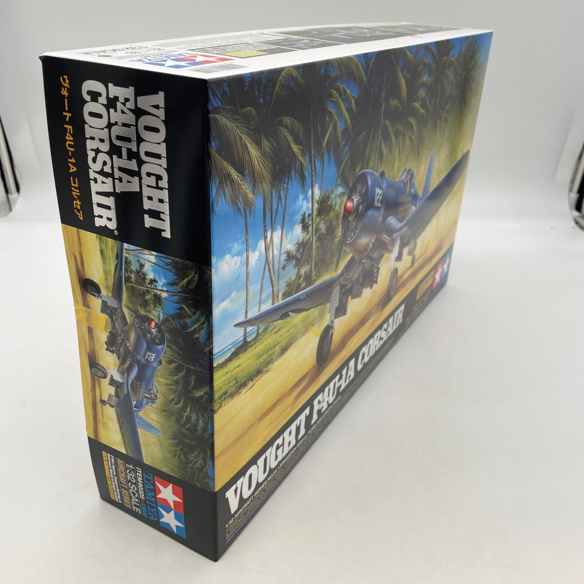 TAMIYA 1/32 Aircraft Series No.25 Vought F4U-1A Corsair Display Model Kit