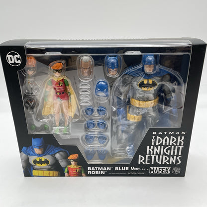 MAFEX Batman Blue Ver. & Robin The Dark Knight Returns Action Figure Medicom Toy