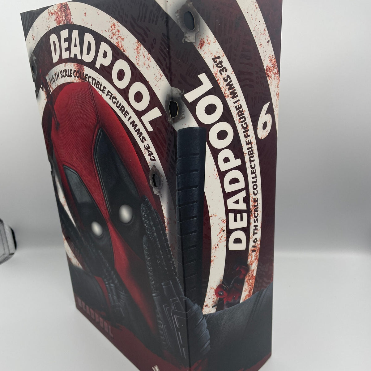 Hot Toys Deadpool 1/6 Action Figure Movie Masterpiece MMS347