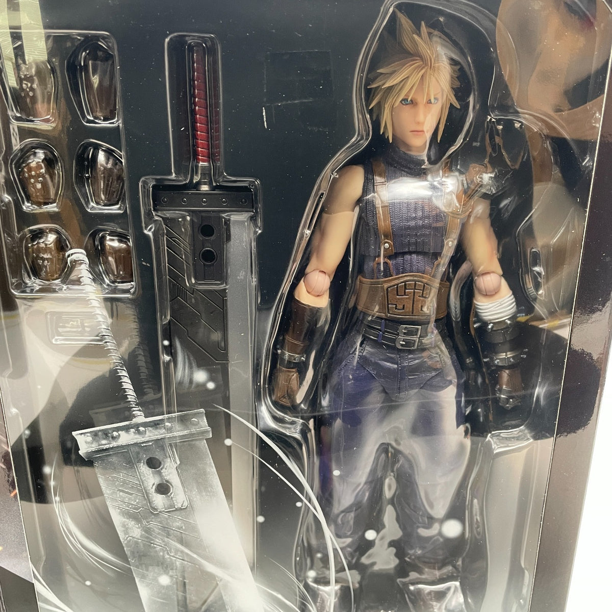Figure PLAY ARTS Kai Cloud Strife LIMITED COLOR Ver. FINAL FANTASY VII REMAKE