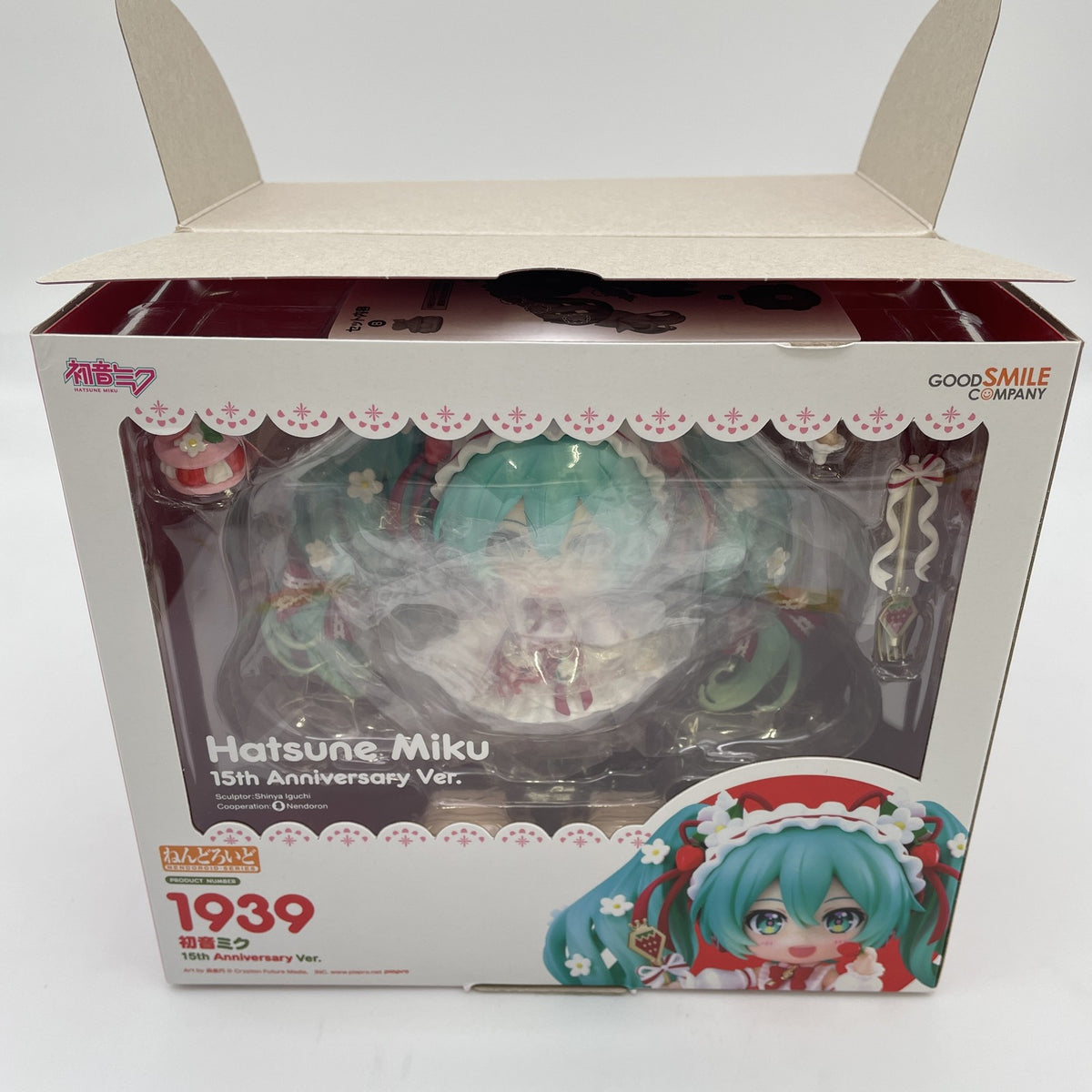Nendoroid Hatsune Miku 15th Anniversary Ver. Strawberry Dress Japan Import