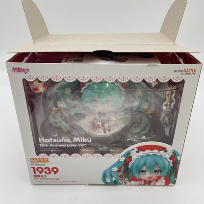 Nendoroid Hatsune Miku 15th Anniversary Ver. Strawberry Dress Japan Import
