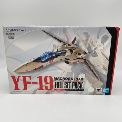 BANDAI DX Chogokin Macross Plus YF-19 Full Set Pack Figure