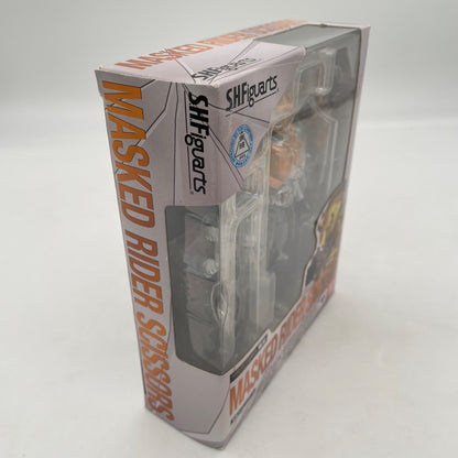 S.H.Figuarts Kamen Rider Scissors Action Figure Kamen Rider Ryuki Bandai