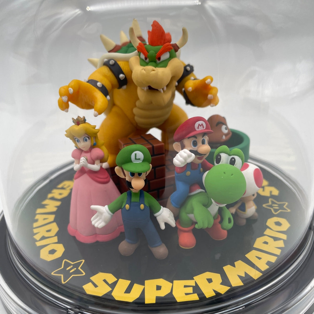 Club Nintendo Official Super Mario Characters Platinum Reward Figure 2010