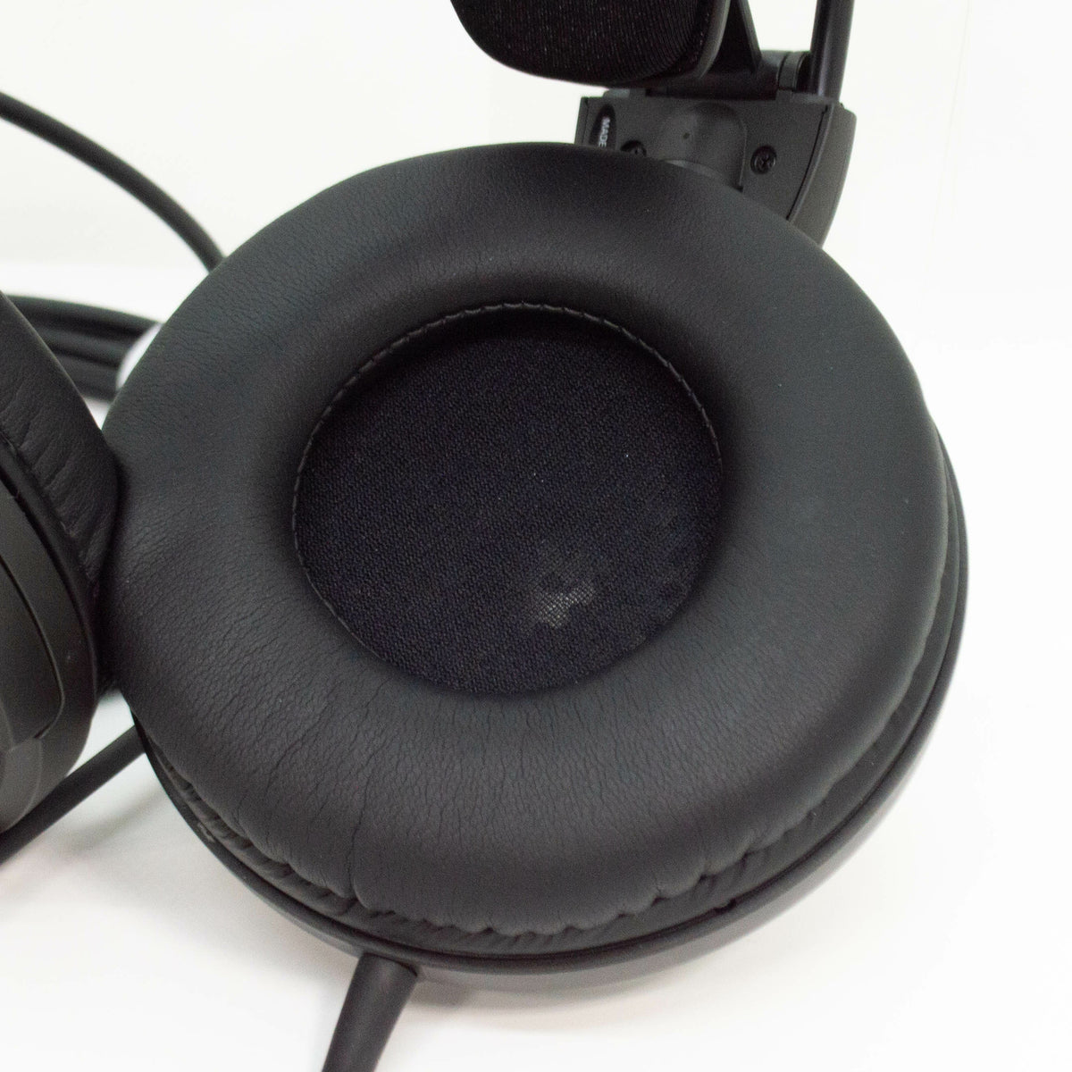Audio-Technica ATH-A500Z Art Monitor Headphones Black