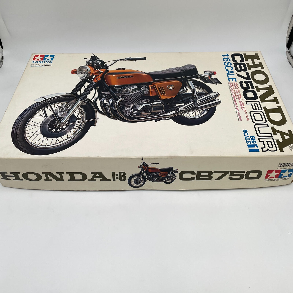 Honda Dream CB750 Four Big Scale 1/6 TAMIYA Plastic Model From Japan