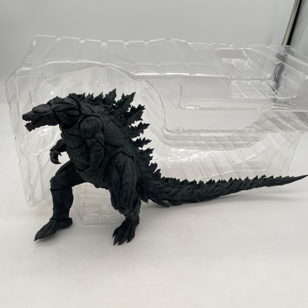 S.H.MonsterArts GODZILLA 2017 Monster Planet Godzilla Limited Figure BANDAI