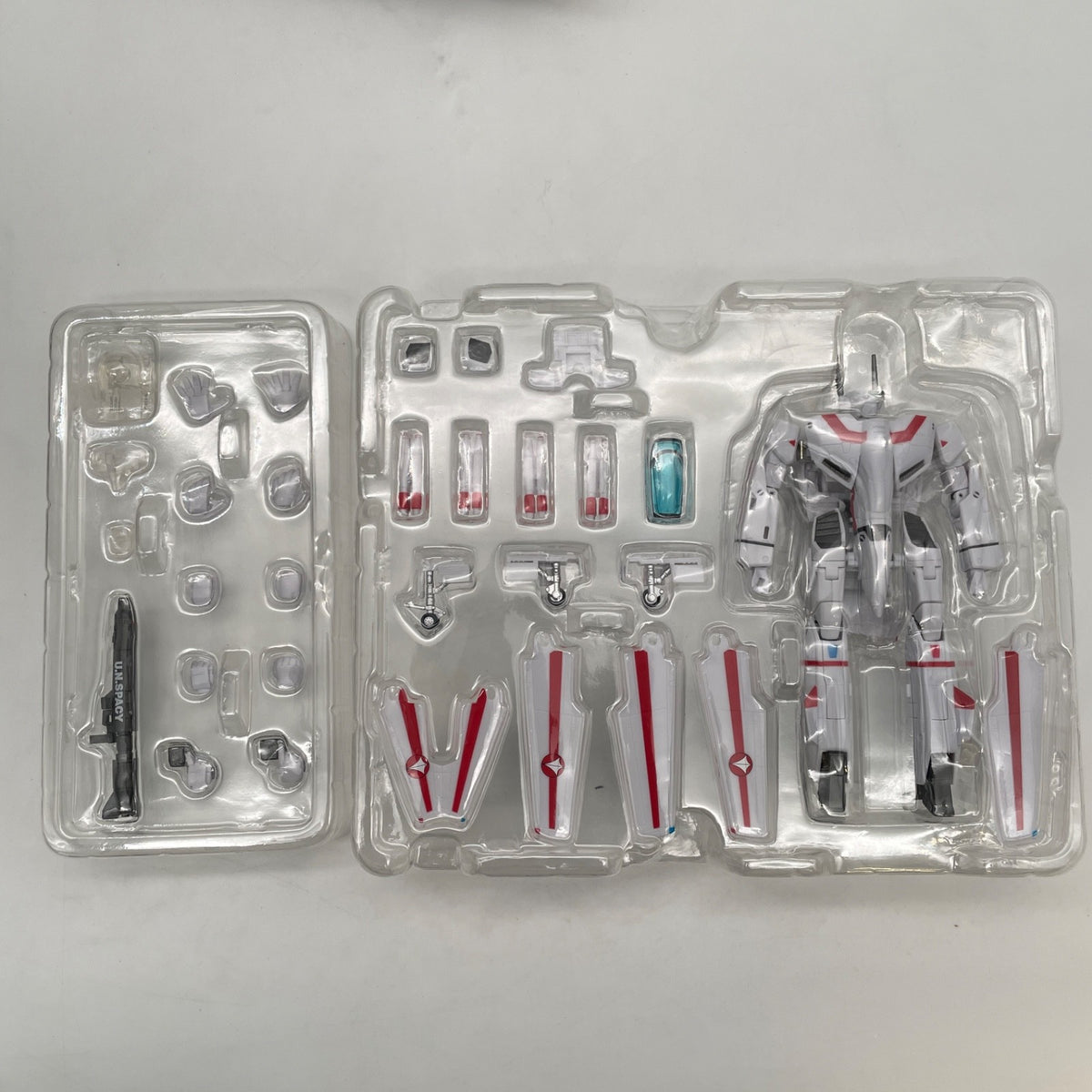 Hi-Metal R Super Dimension Fortress Macross VF-1J Valkyrie Ichijo Hikaru Used