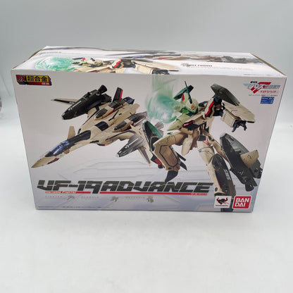 DX Chogokin Macross F VF-19 ADVANCE Action Figure Sayonara no Tsubasa BANDAI