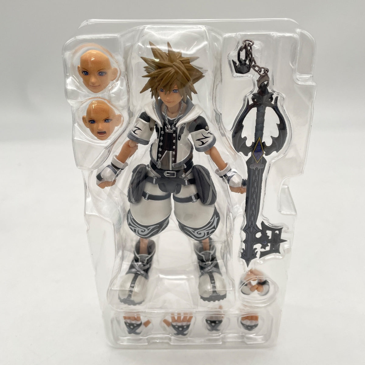 S.H.Figuarts Kingdom Hearts II SORA FINAL FORM Action Figure BANDAI Japan