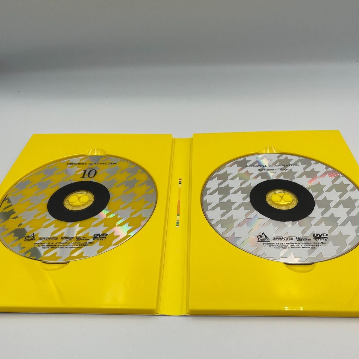 Persona 4 the ANIMATION Limited Edition Blu-ray Vol. 1-10 Complete set Japan
