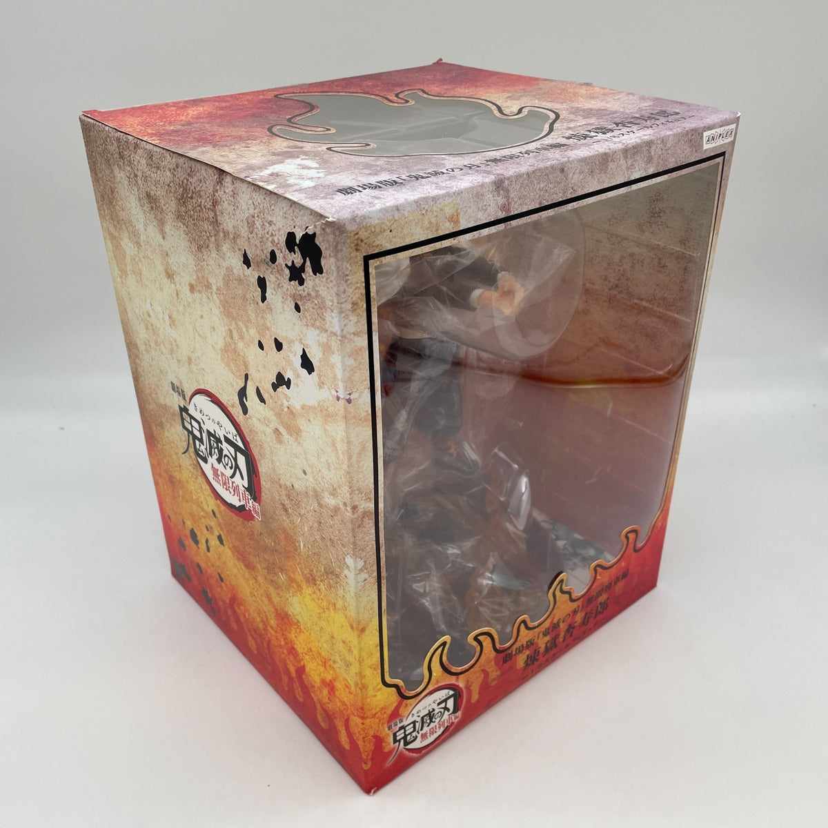Figure Kyojuro Rengoku Demon Slayer Kimetsu Mugen Train 1/8 Aniplex limited